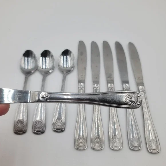 9pc Walco Fanfare Stainless Flatware Knives Teaspoons Shell Scallop ABC 28 18CR