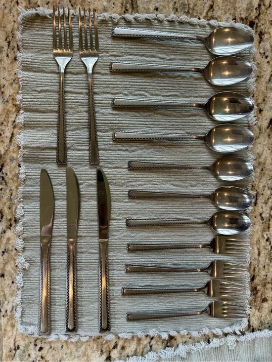 16 Piece Vintage Mid Century Watertown Stainless Steel Japan Cutlery