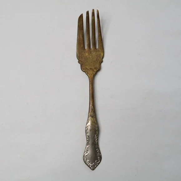 Antique US Silver Co Ornate Silverplate Cold Meat Fork Floral Scroll 8.5 Inch‎