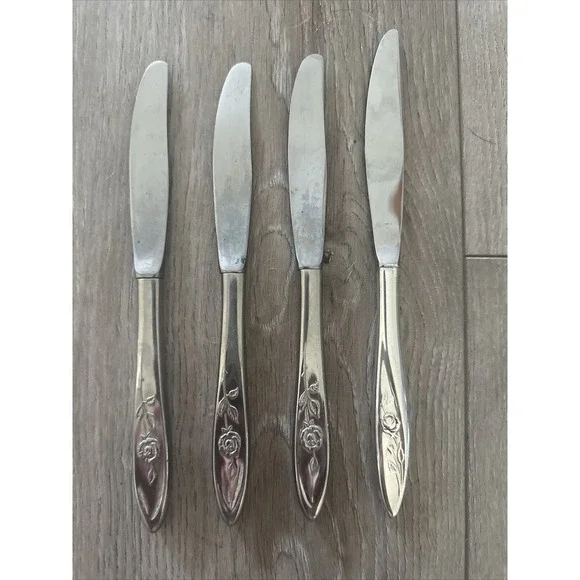 MY ROSE 4 Dinner Knives Oneida‎ Community Stainless Flatware