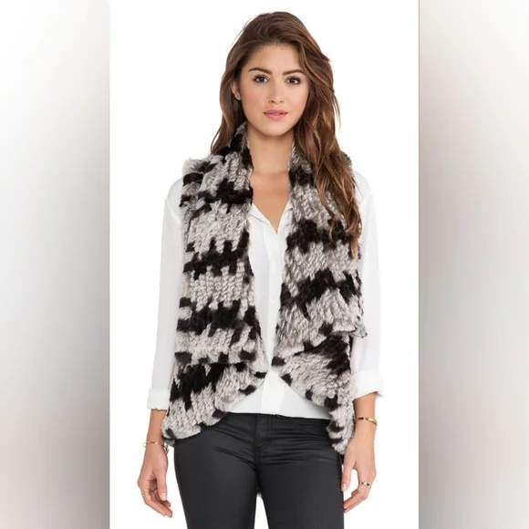 Alice + Olivia India Real Rabbit Fur Cascade Vest in Grey & Black Size Medium