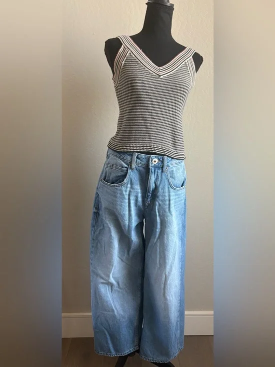 BDG Urban Outfitters Light Blue Boyfriend Jeans
