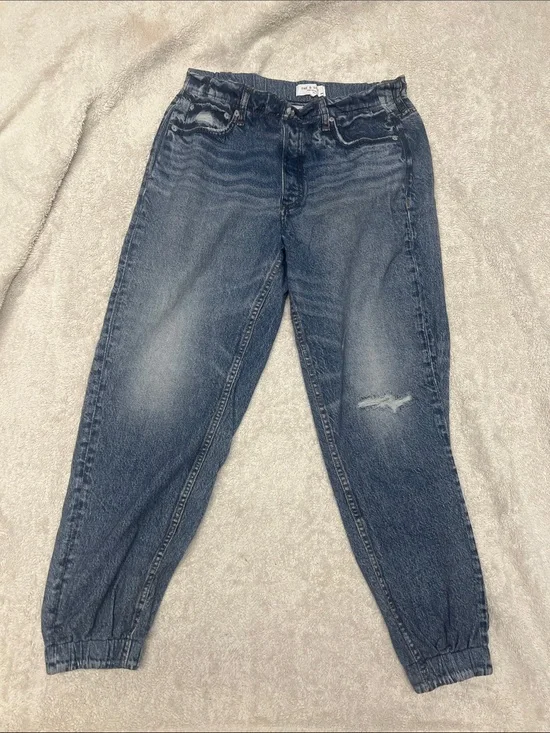 rag & bone Distressed Jogger Jeans in Medium Blue Sweatshirt Stretch Material