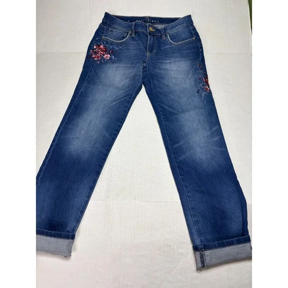Chicos The Girlfriend Jeans Womens 0 Medium Wash Floral Embroidered Cuffed Slim