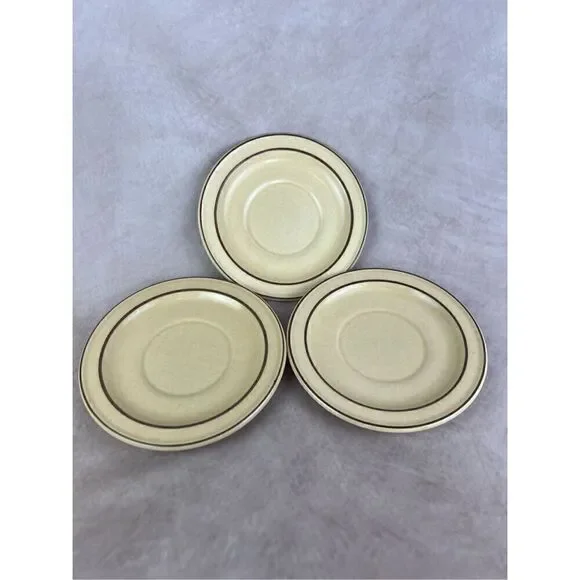 Vintage Pfaltzgraff Plates Set of 3