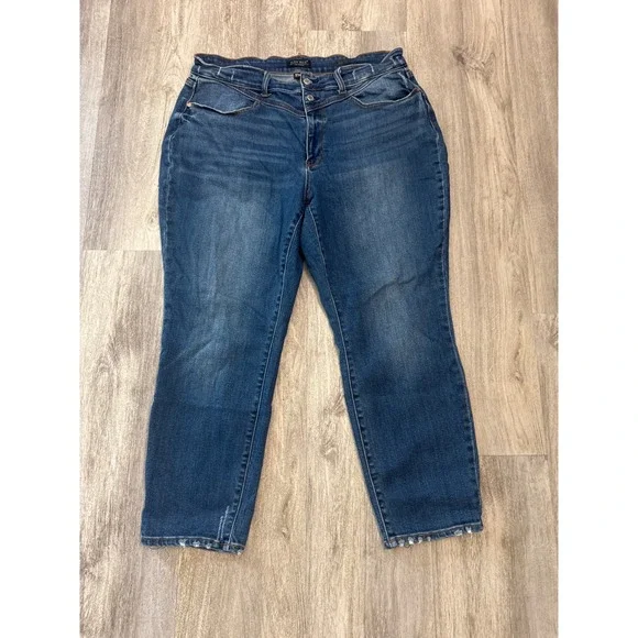 Judy Blue Slim Fit High Rise Dark Wash Distressed Hem Jeans 18W