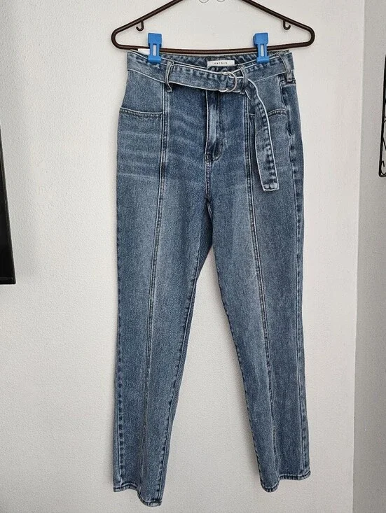 PacSun High-Waist Blue Women’s Jeans with Belt