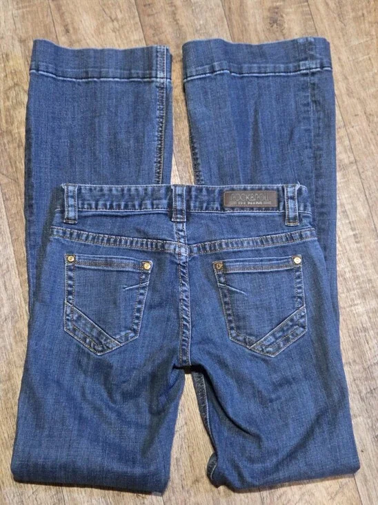 Rock & Roll Cowgirl Blue Boot Cut Jeans Size 28 X 34