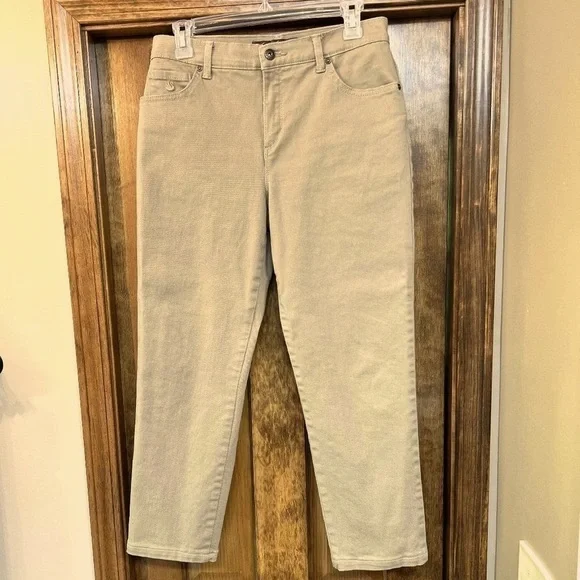 Gloria Vanderbilt Amanda Classic Jeans Sz‎ 6 SHORT  $5 ADD ON with $15+ Bundle