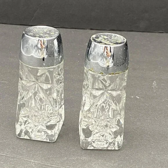 Vintage Crystal‎ Salt & Pepper Shakers With Chrome Tops Starburst Pattern MCM