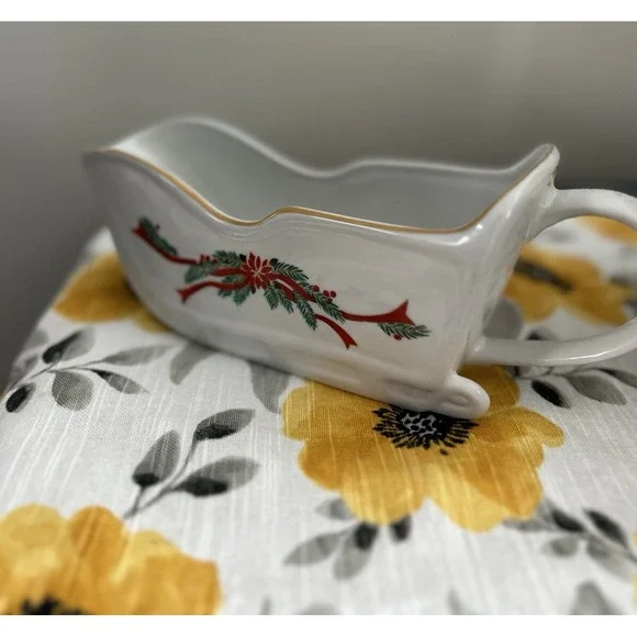 Vintage Poinsettia & Ribbons Tienshan Christmas Fine China  Sled‎ Gravy Boat