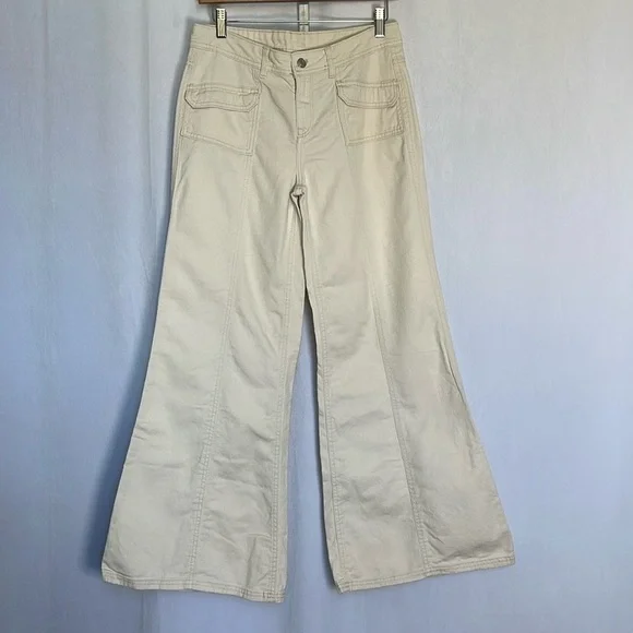 Divided Cream Flare Jeans Sz 4 Front & Back Seam Patch Pockets Festival Boho EUC