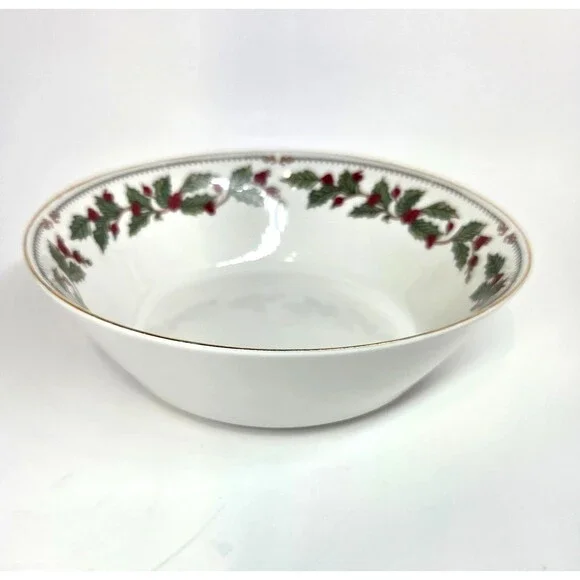 the Cellar Ivory Holly Round Vegetable Serving Bowl 8 3/4