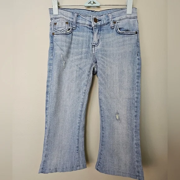 *UNIQUE* UO Urban Renewal Remade Gummy Denim Capri Pant, Vintage Denim Color, XS