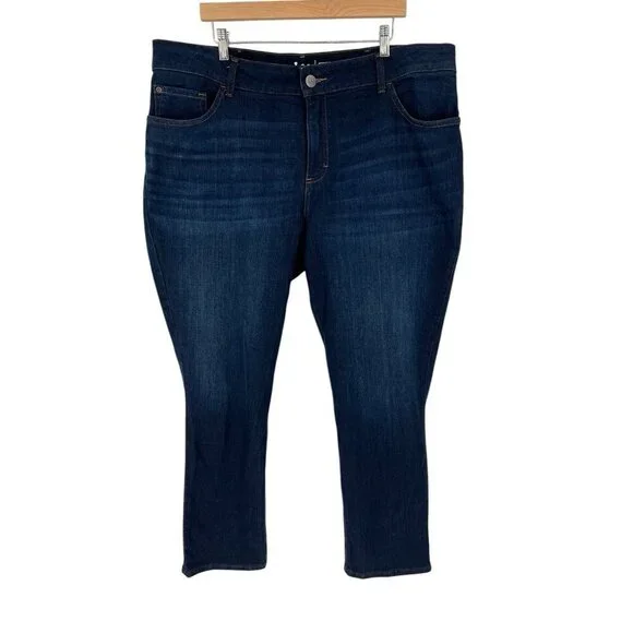Lee Women's Straight Leg Regular‎ Fit Jeans Dark Wash Faded Look Plus Size 22