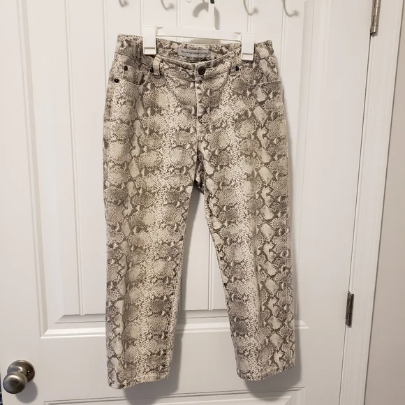 Chicos Platinum Womens Cropped Jeans Sz 2/ Chicos 00 Snakeskin Print Mid Rise‎