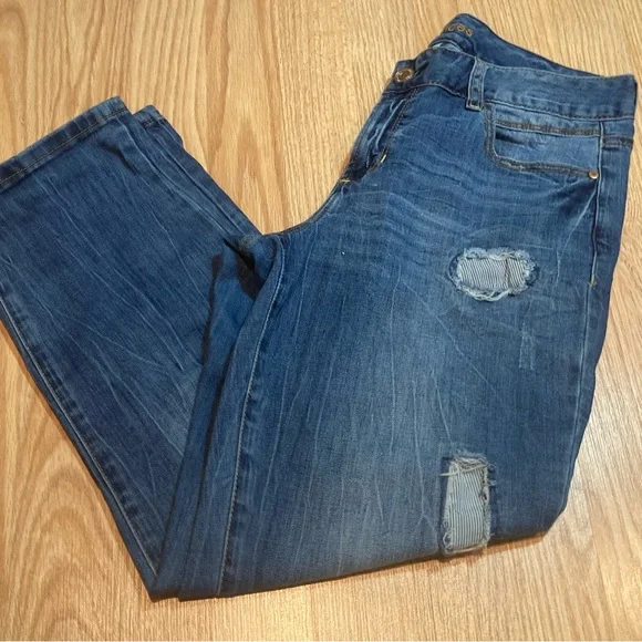 Maurices patchwork crop denim‎ jeans 7/8