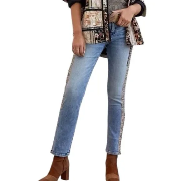 Anthropologie Pilcro Slim Boyfriend Crop jeans with colorful embroidered side 28