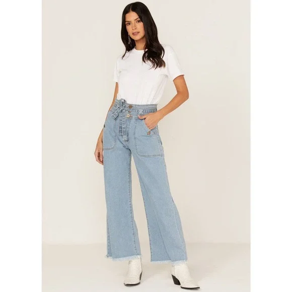Lola Reese Jeans High‎ Rise Wide Leg Crop Jeans Light Wash Belted Womens Size 30