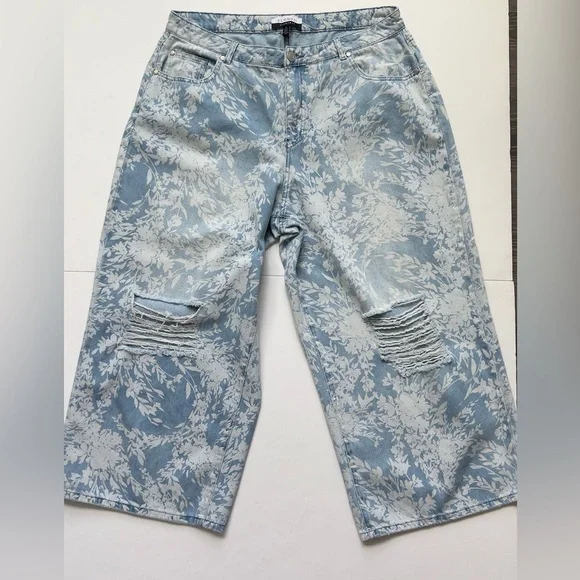 Light Blue Floral Distressed women’s Jeans