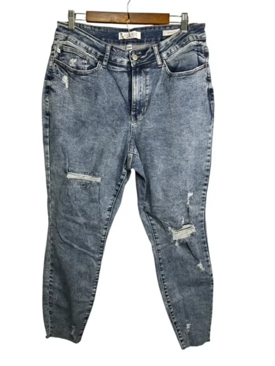 Judy Blue Jeans Women's‎ 14 W Skinny Fit Distressed Plus Denim