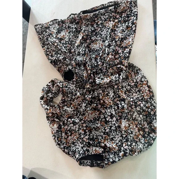 Lulus One Shoulder Floral Romper Black Ditsy Print Cutout Tie Waist Small