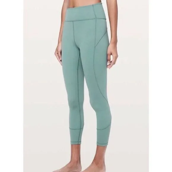 Lululemon in movement tight everlux frost green size 8
