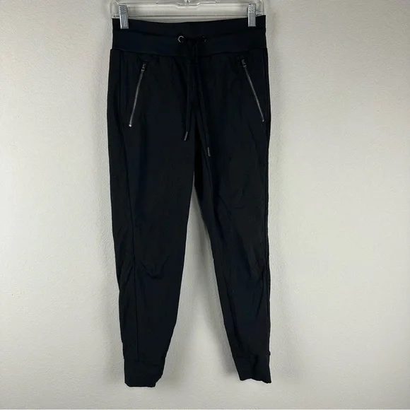 Athleta Black Trekkie North Athletic Athleisure Joggers Pants Size 0