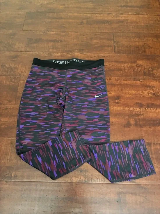 Nike Purple & Black Camo-Pattern Leggings