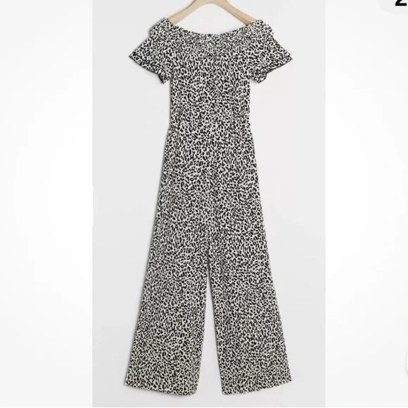 Anthropologie Kyra animal print wide leg off shoulder Jumpsuit small NWT