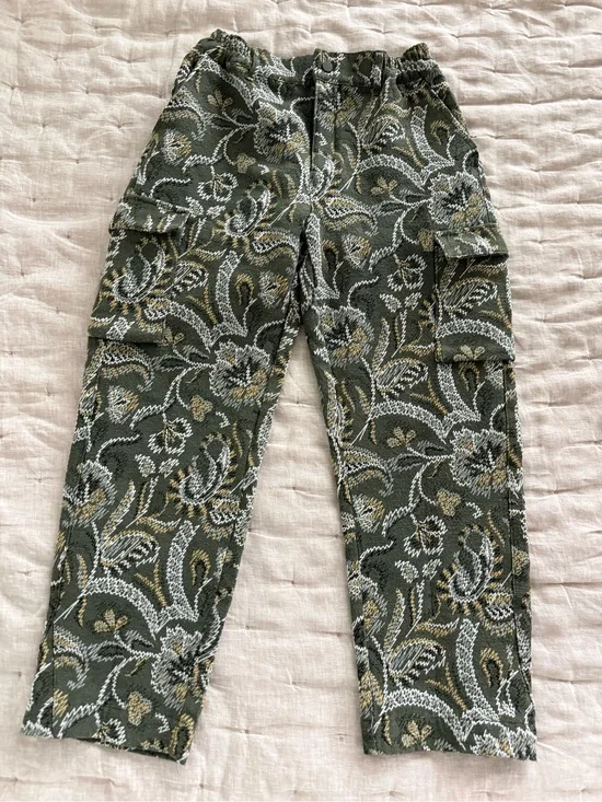Maison Article floral Tapestry Cargo Joggers Size Medium