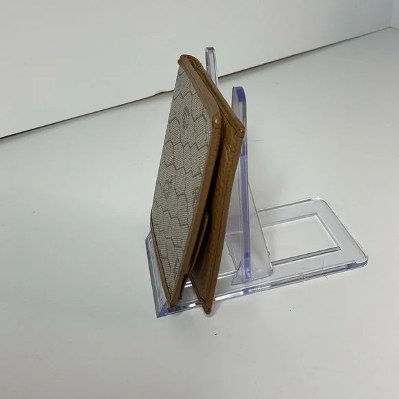 CHRISTIAN DIOR BIFOLD WALLET, RARE.