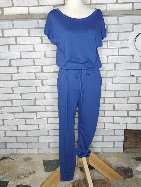 • NWT Pretty Garden Women's Short Sleeve Jogger Jumpsuit Size Small Blue Pockets