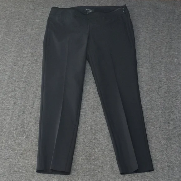 White House Black Market Women's Perfect Form Slim Leg Dress Pants Size 8R