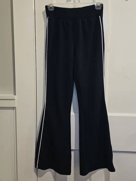 SPANX Air Essentials Pique Flare Yoga Pants Xs Petite Navy Blue Stripe