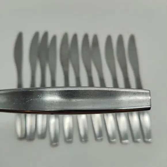 12X BK Gourmet Settings LOFT Stainless Flatware Butter Knives