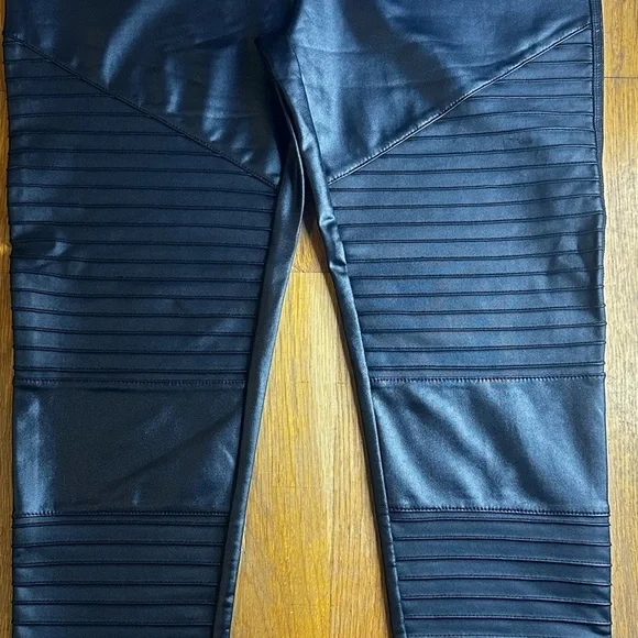Black Moto‎ Leggings