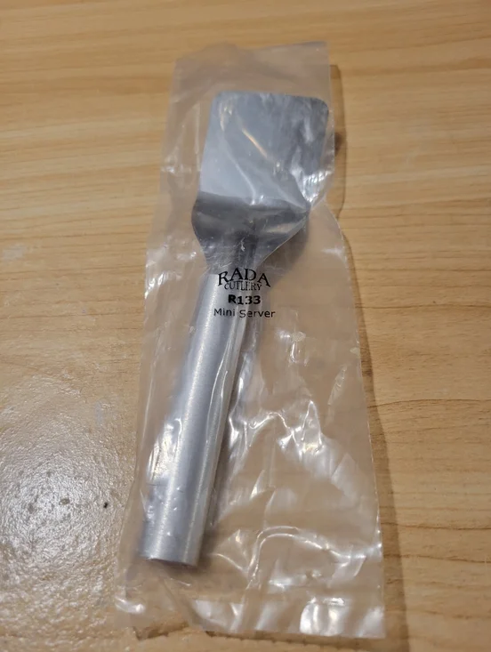 Rada Cutlery Mini Server R133