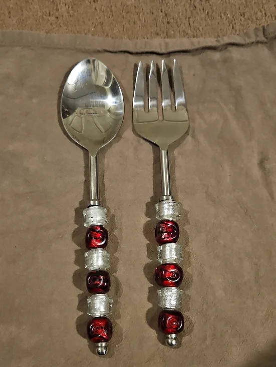 Retired Pampered Chef Beaded Serving Set