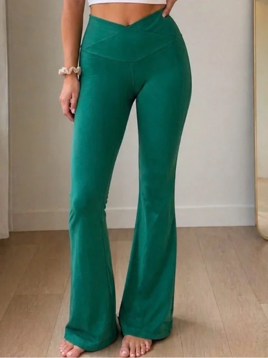 OFFLINE by Aerie Real Me Crossover Flare Leggings Emerald Green- Medium