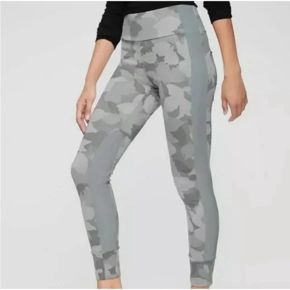 Athleta Pants Essex Camo Hybrid Tight‎ Leggings Gray Zip Pocket Medium