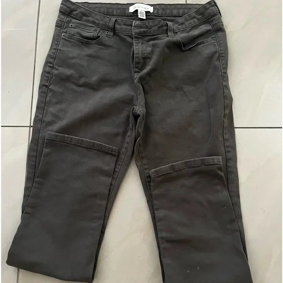Kenneth Cole Reaction Five Pocket Grey Denim Jeans