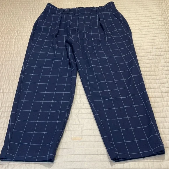 A NEW DAY  WOMENS SIZE 8 Navy Checkered PANTS ZIPPER FRONT ELASTIC WAISTBAND