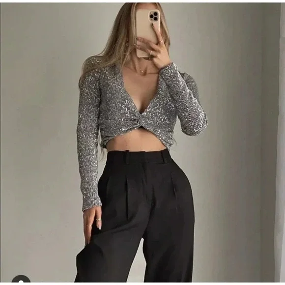 Zara Silver Sequin Knotted Long Sleeve Crop Top size XS Side Zipper