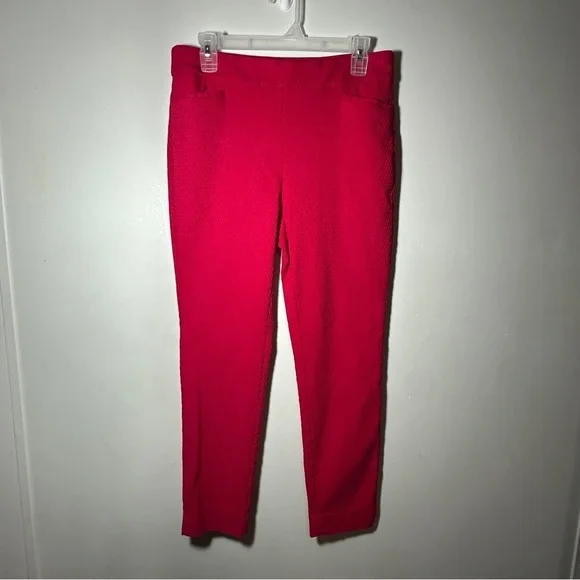 Chico’s Slimming Textured Comfort Stretch Pink Pull On Pants Size 1R (8R) Preppy
