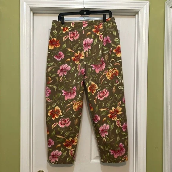 Talbots - floral cropped pants - size 14
