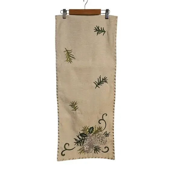 Holiday Christmas table runner with pine cones 88x14