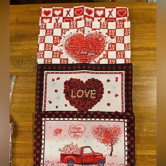 Valentines Placemats Set of 4 NWT