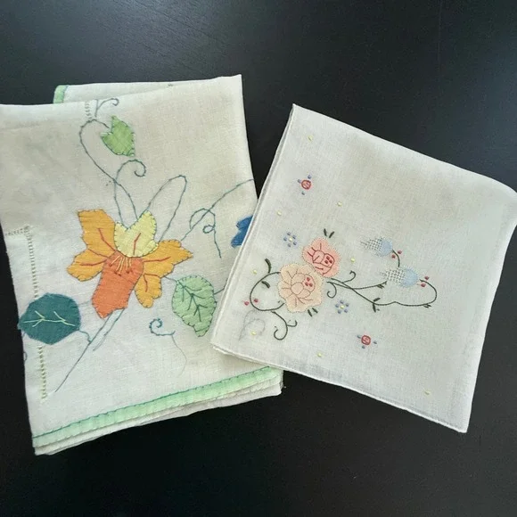 Vintage Hand Embroidered Floral Table Runner and Handkerchief Set Green White
