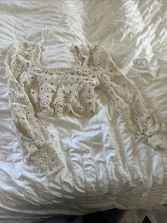 Zara Crochet Square-Neck Long Sleeve Crop Top - Cream. Size Small.